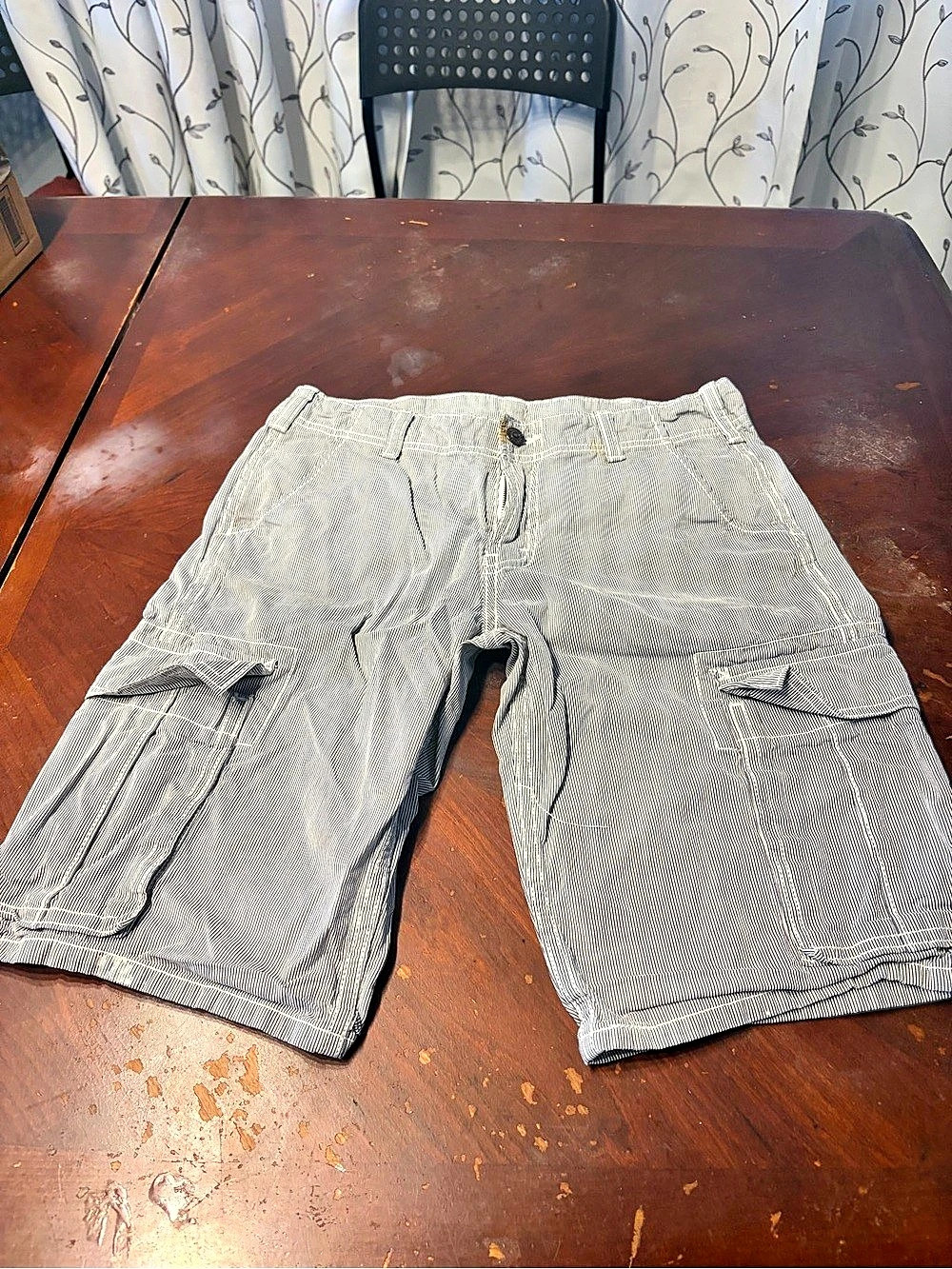 Levi's Striped Cargo Shorts in White & Black Waist 28